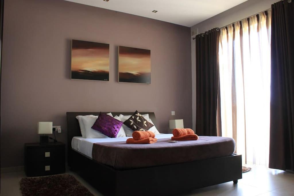 Sunny 2 Bedroom, 2 Bathrooms, Seaside Apt. Sliema Exterior photo